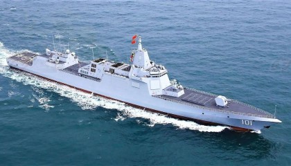 解放军围台演习当天,国民党高层抵达大陆,岛内传出求和的声音