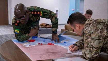 岛内发现,解放军集结阶段不见美军踪影?美军三把手早已说了实话