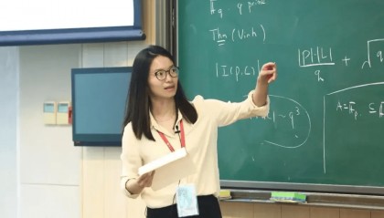90后女数学家王虹，连传喜讯！韦东奕曾连续3天听她讲课……