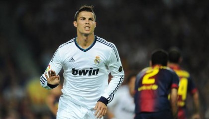 范德法特：我从没看过C罗私处，因为他总是第一个训练最后走