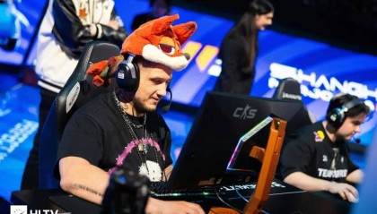 电竞选手Zeus回应女学生被开除:她从未提过她有男朋友,我感到很遗憾