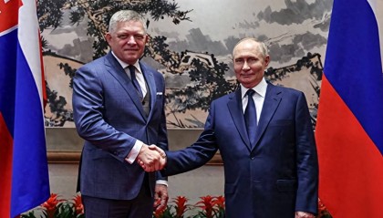 唯一登上天安门的北约领导人,大胆发声,普京面前点名批评26国盟友!