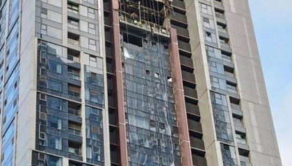 爆燃中,深圳高层豪宅里坠楼女子:来自湖北,年仅38岁