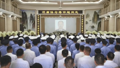 武汉交警蒋仲超因公牺牲，年仅41岁