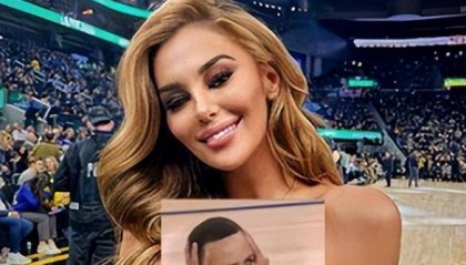 名人力量下的社会反思与个人挑战