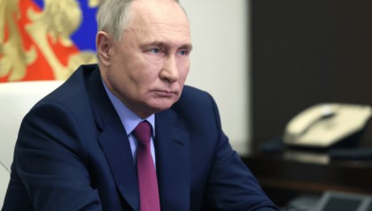 乌军1:2!普京火速喊话特朗普:一切都准备好了,关键时刻中方表态