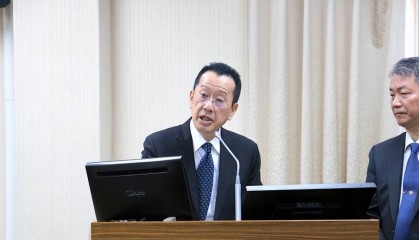 福建舰破天荒过台海传递强烈信号，台当局还在自欺欺人，对解放军产生误判