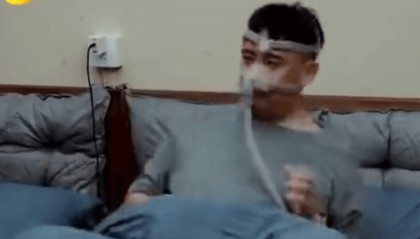 黄磊回应戴呼吸机睡觉：那不是抢救的呼吸机，就是辅助睡眠