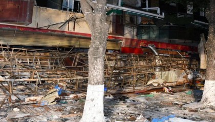 昆明3死7伤事故原因查明:坠落户外招牌堆5吨多杂物
