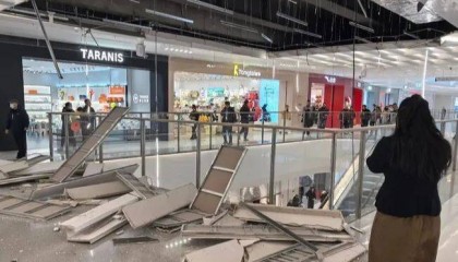 西安一商场发生吊顶脱落事故，三天前刚开业，应急管理局：已到达现场处置