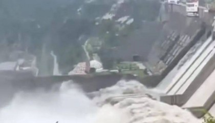 印度打开萨拉尔大坝闸门,向巴基斯坦泄洪!此前曾声称“不让一滴水流入巴基斯坦”