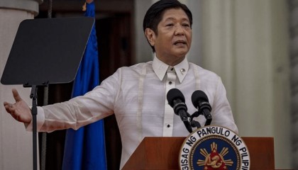 菲律宾局势突变!全军已进入待命状态,马科斯点的火,终究烧到了自己身上