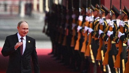 看完9.3大阅兵,普京更有信心了,直接向美乌发出2大邀请