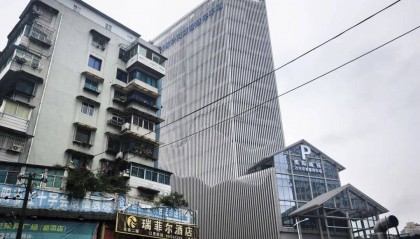 两分钟一键存取！这座贵州最高智慧停车场破解停车难题