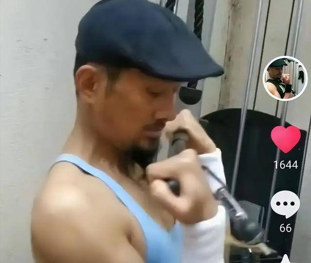 善恶到头终有报，54岁的农民歌手朱之文，如今已走上了新的道路