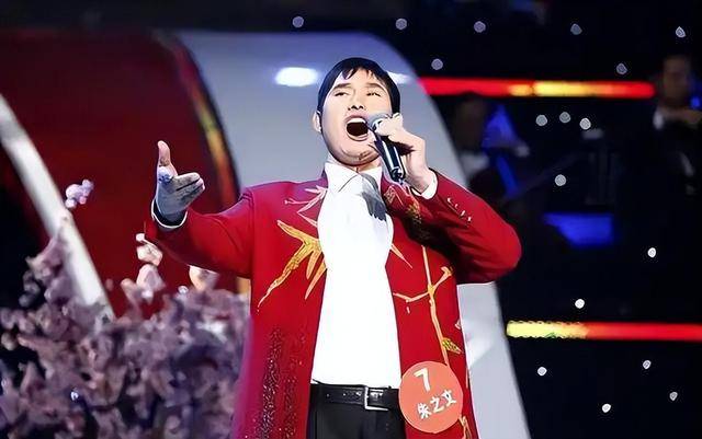善恶到头终有报，54岁的农民歌手朱之文，如今已走上了新的道路