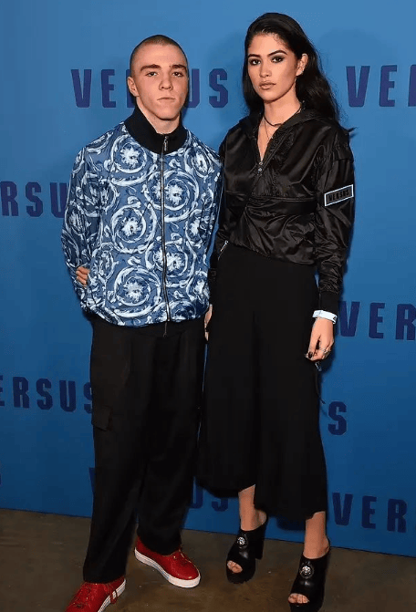 考古|小贝俩儿子恋上同一个女人，原来贝克汉姆家族关系破裂竟是因为她！