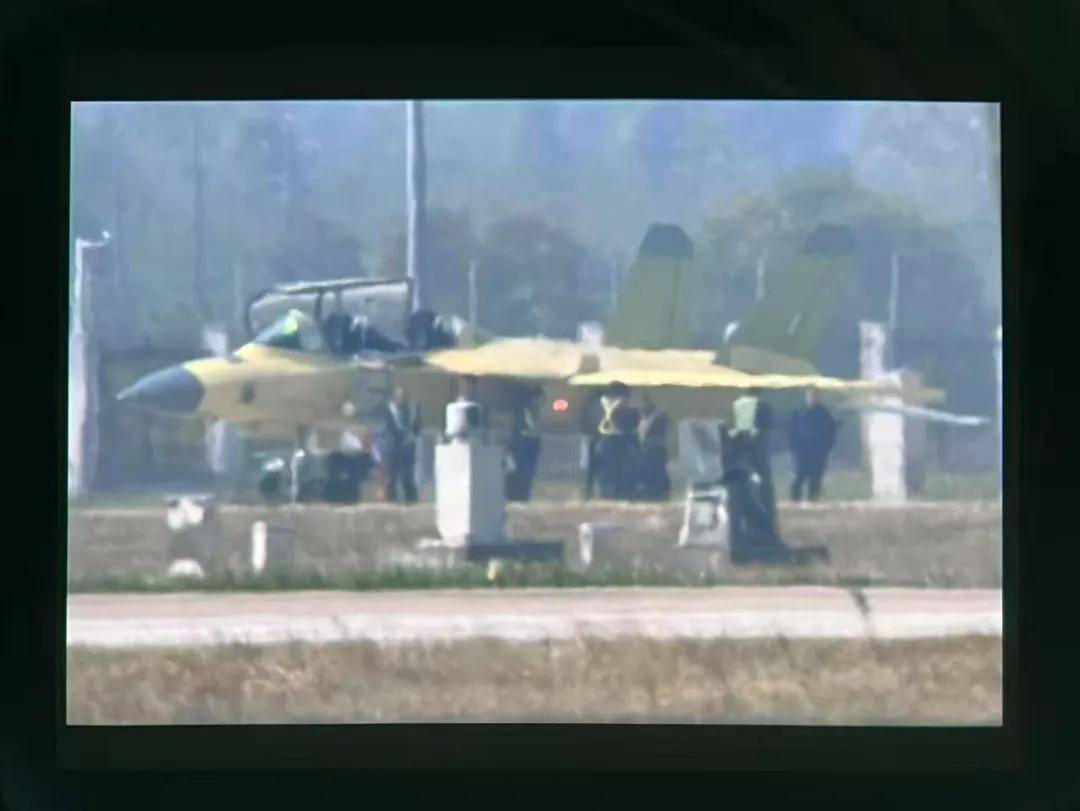 歼-35青春版?076专用舰载机?新机“超级小黄蜂”究竟是干嘛的?