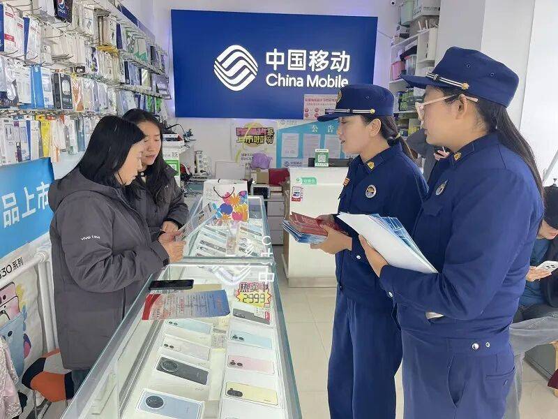 【基层动态】赤城消防深入沿街店铺开展“面对面”消防宣传活动