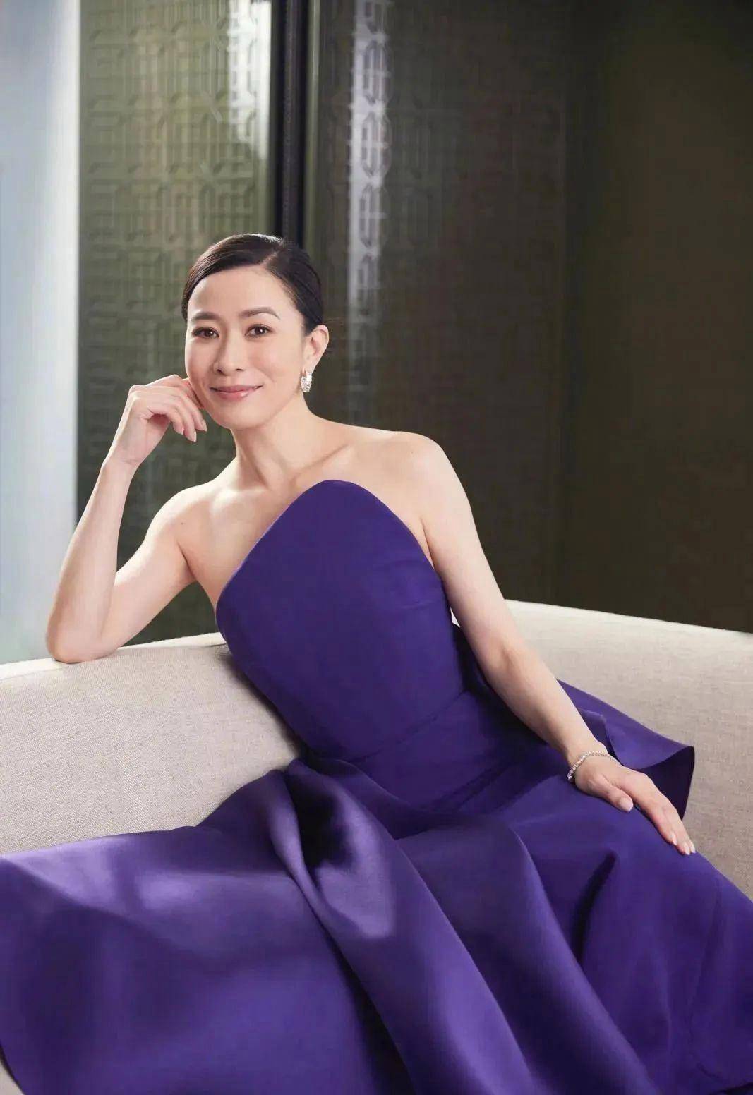 考古|TVB最后一位当家花旦佘诗曼:曾三封视后,如今50岁未婚独居靠自己活成女王