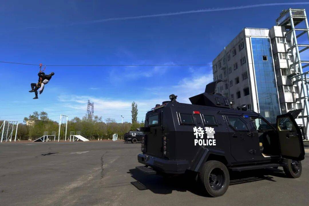 为何说新疆反分裂斗争具有长期性、复杂性、尖锐性？