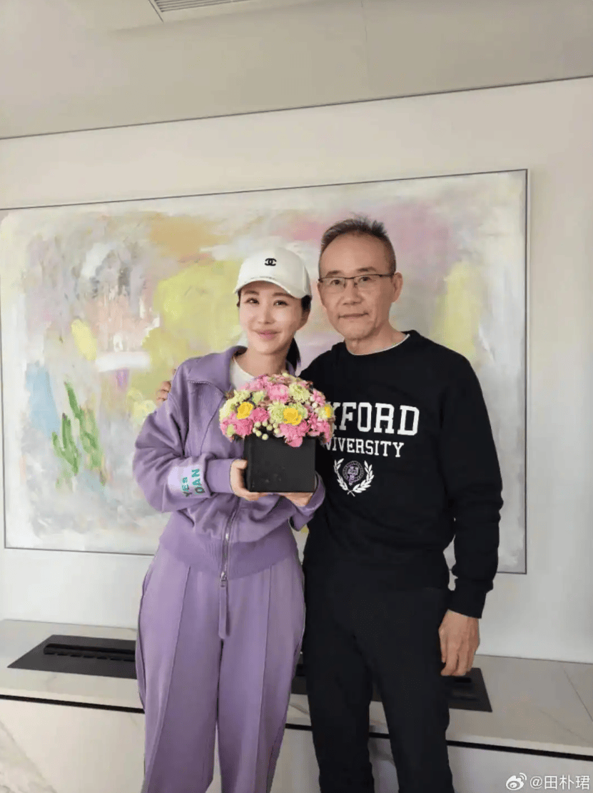 田朴珺回应和王石离婚:没有删照片,没有婚变