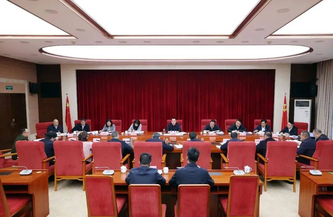 中央纪委、中央组织部、中央巡视办,指导昆明市会议