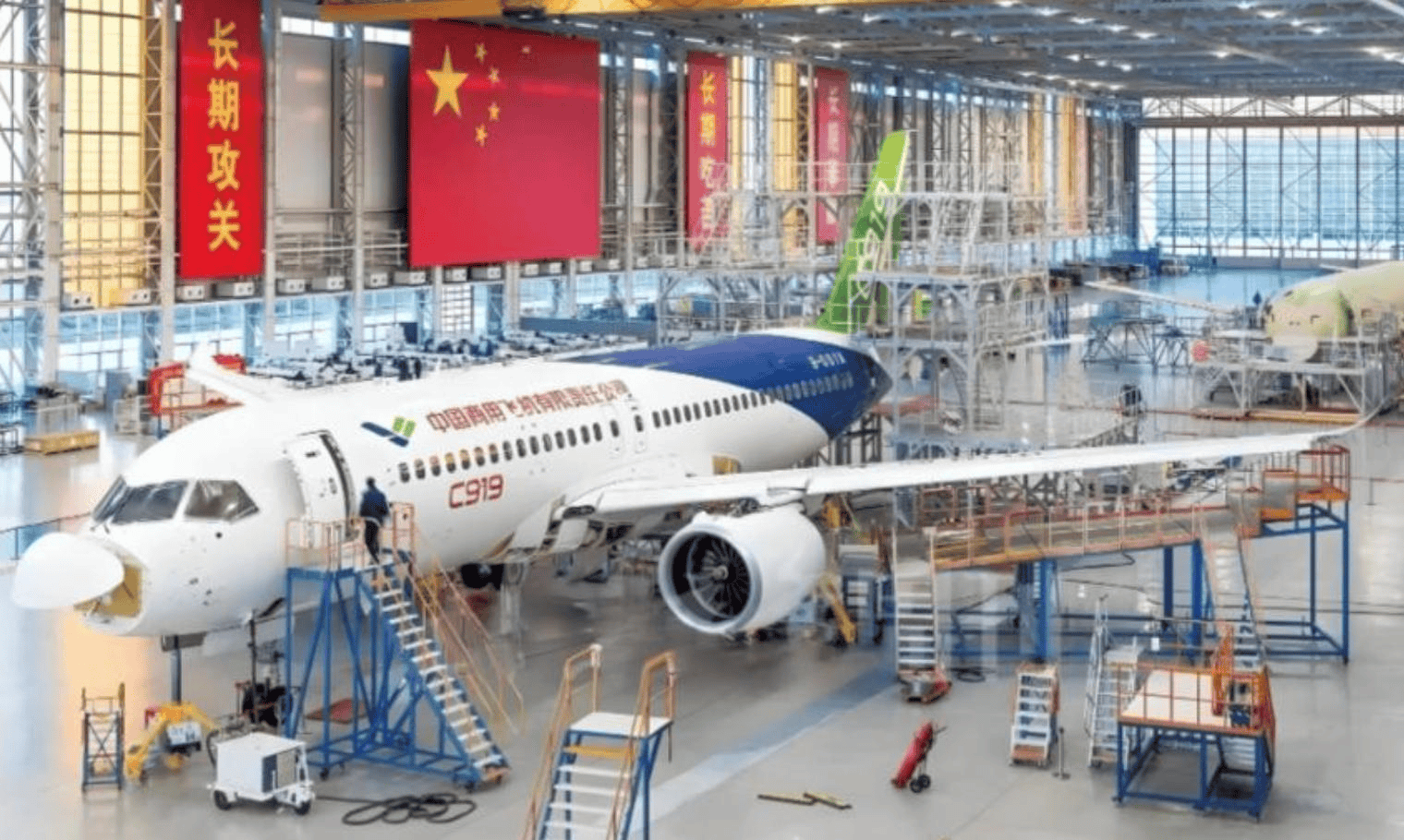 现场签约!蒙古送中方大礼,C919直飞成吉思汗机场,美国拦截失败