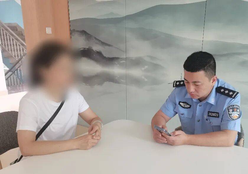 厦门一女子发现账户被冻结,火急火燎冲进派出所要求“解冻”,坚称自己要转“货款”,警方介入,真相水落石出