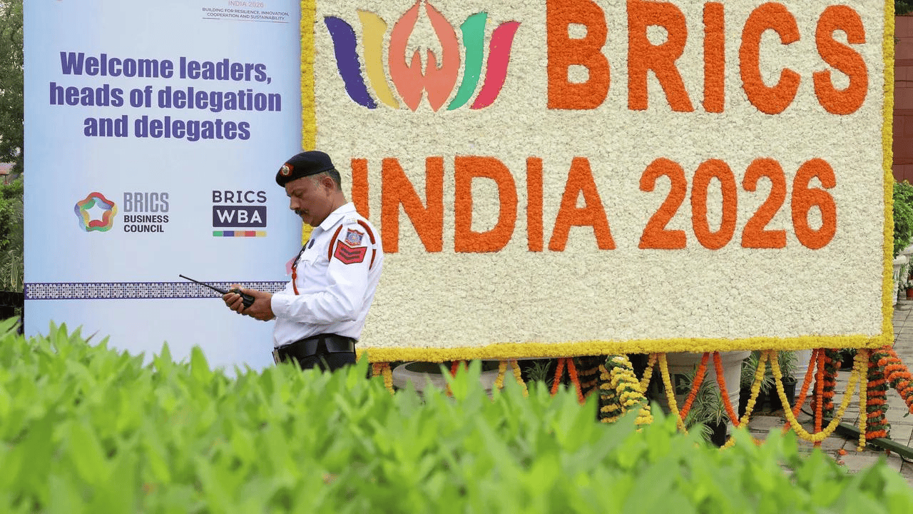 中方刚签完字，“加入金砖”在德国刷屏，默克尔再出山，舆论关注