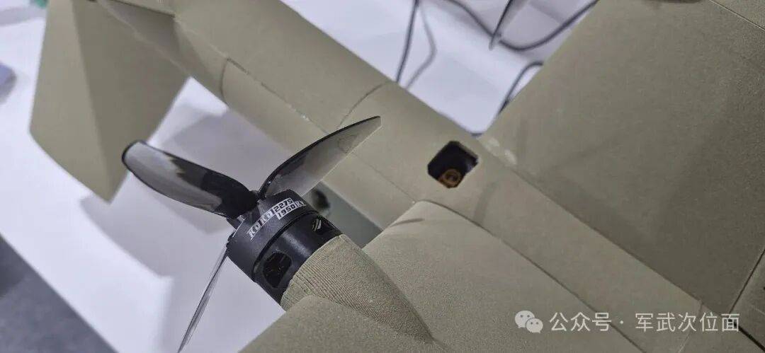 中国单兵拦截型无人机亮相！前天还有人问解放军有俄乌同款吗？我方直接王炸